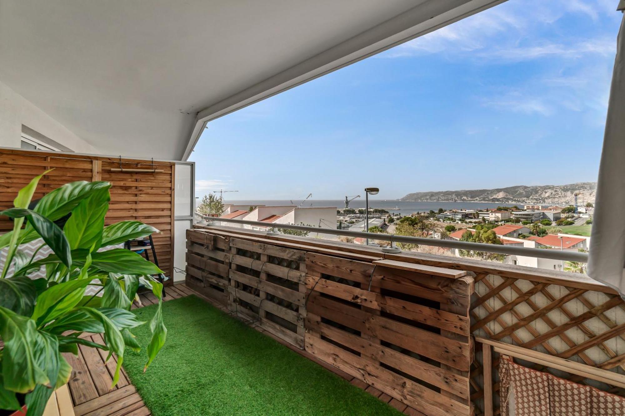 Room In Appartment With Seaview Marseille Ngoại thất bức ảnh